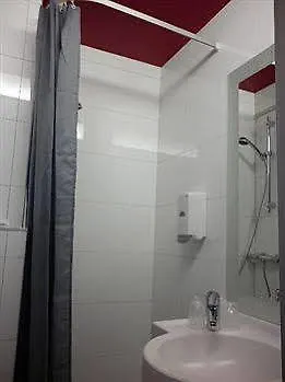 Akena La Louviere 2*